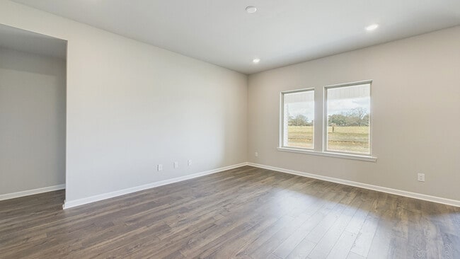 300 Oak Heights Dr, Duson, LA 70529 - photo 2