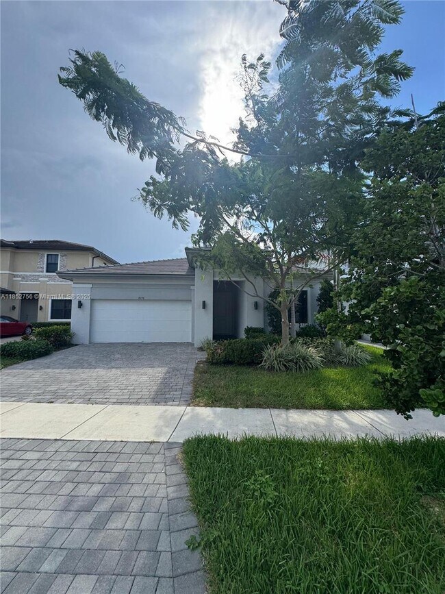 4398 SW 173rd Ave, Miramar, FL 33029