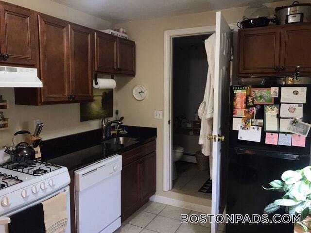 28 Fleet St unit 9, Boston, MA 02113 - photo 1