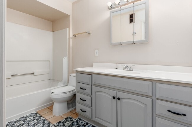 100 Chittenden Ave - Student Housing, Columbus, OH 43201 - photo 7