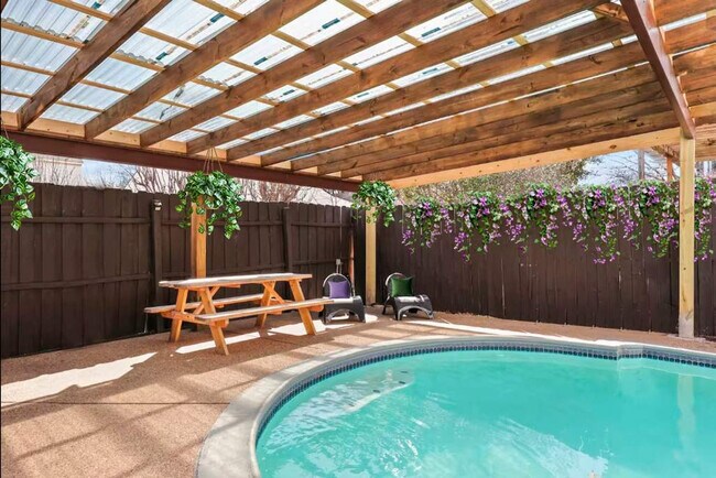 843 Sonora Ln unit ID1056393P, Grand Prairie, TX 75052 - photo 2