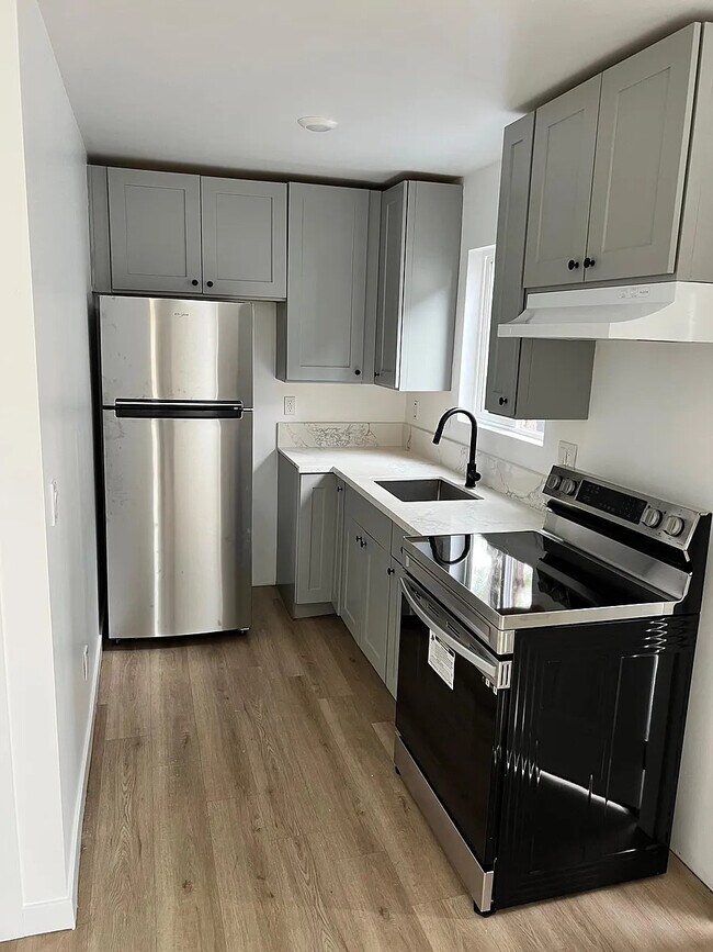 2819 3rd Ave Unit 2825, Los Angeles, CA 90018