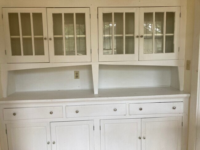 1715 Locust St, Texarkana, AR 71854 - photo 7