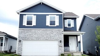5626 152nd St, Urbandale, IA 50323