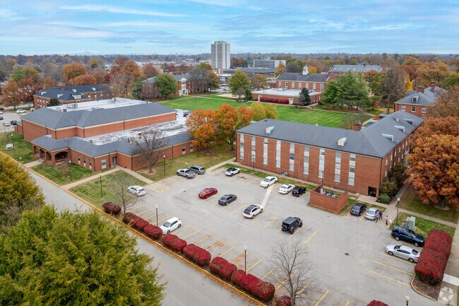 Families enjoy summer evenings listening to music on the lawn at Kentucky Wesleyan College.