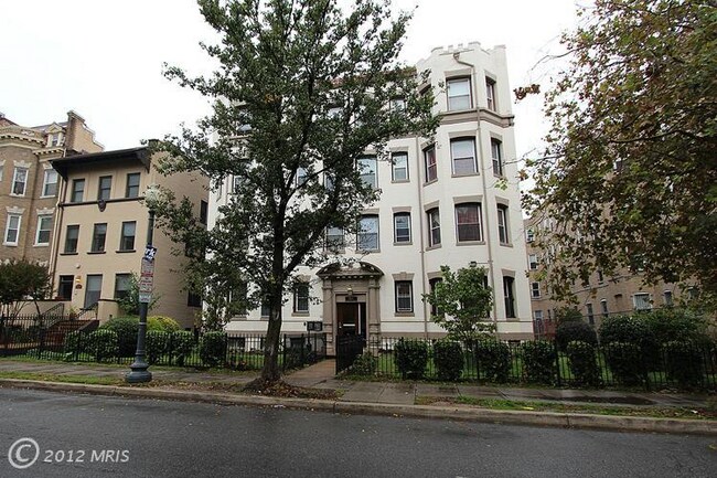 1421 Columbia Rd NW unit 105, Washington, DC 20009 - photo 2
