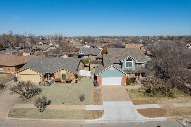 Residents of Macarthur Park enjoy a quiet neighborhood.