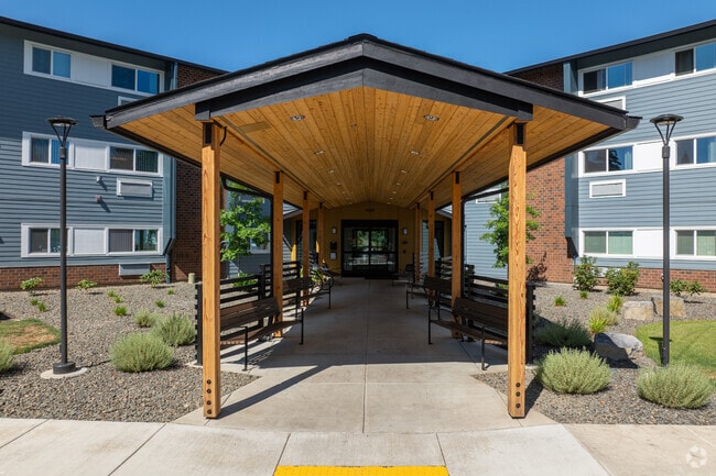 Holly Tree Village, Beaverton, OR 97005 - photo 2