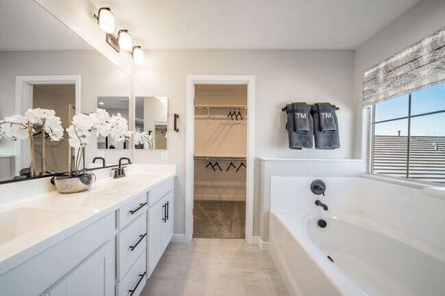 3772 N 100th Dr, Avondale, AZ 85392 - photo 5