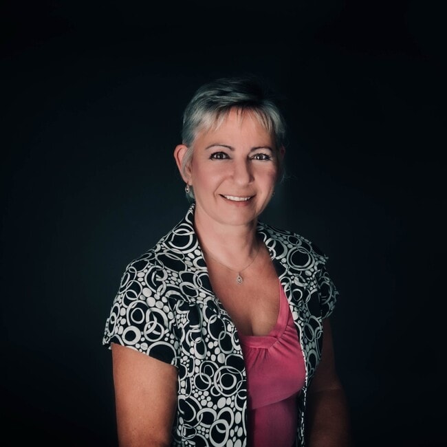 Kathleen MacKinnon, GRI, ABR