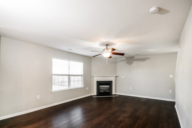 1418 River Run Rd, Lowell, NC 28098 - photo 4