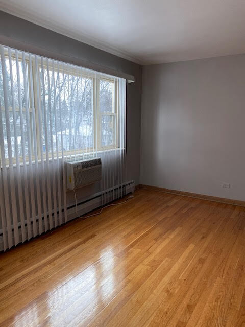 1653 Oakwood Ave unit TWO BEDS, Des Plaines, IL 60016 - photo 6