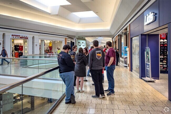 Greenbriar puts residents in close proximity to shopping centers and Fair Oaks Mall.