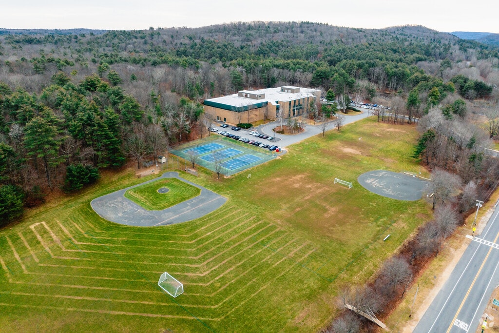 Tantasqua Junior High provides a well-rounded education and promotes academic excellence.