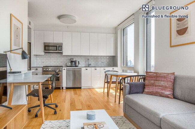 125 Delancey St unit FL14-ID1522, New York, NY 10002 - photo 2