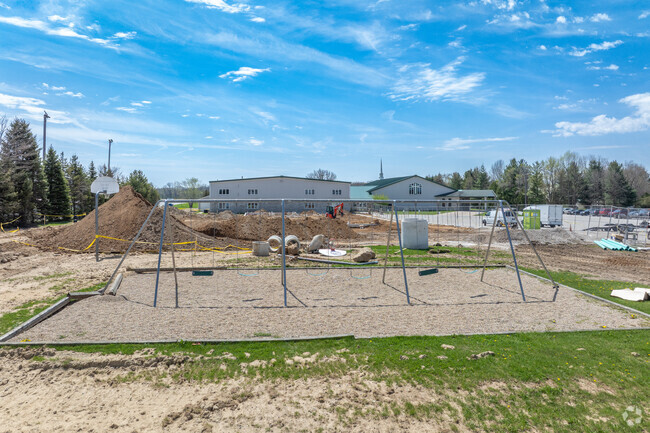 Hebron Christian Academy
Private Pre-K, Elementary, Middle & High School swings.