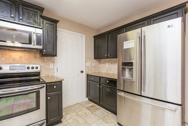 775 Riverside Walk Crossing NE, Sugar Hill, GA 30518 - photo 6