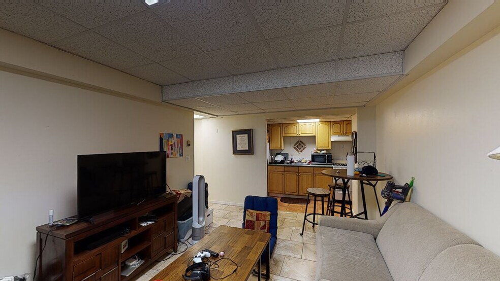 16 Glenville Ave unit 2, Allston, MA 02134 - photo 1