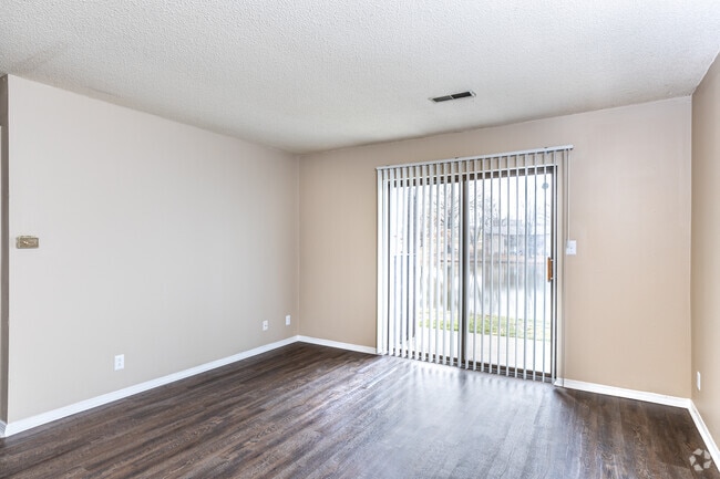 Woodlake, Columbia, MO 65202 - photo 2