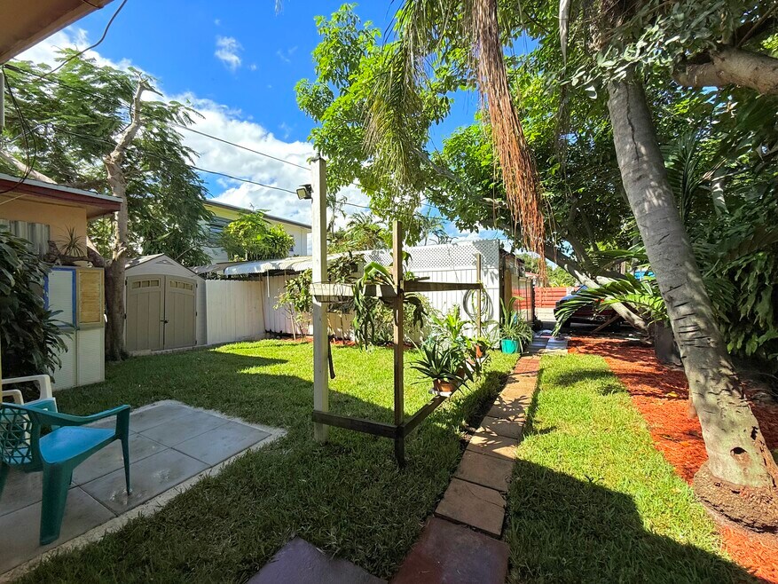 2515 Mckinley St unit Rear, Hollywood, FL 33020 - photo 1