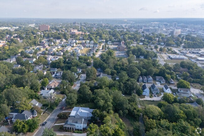 Many newly developed areas in Bealls Hill Historic District replaced blighted ones.