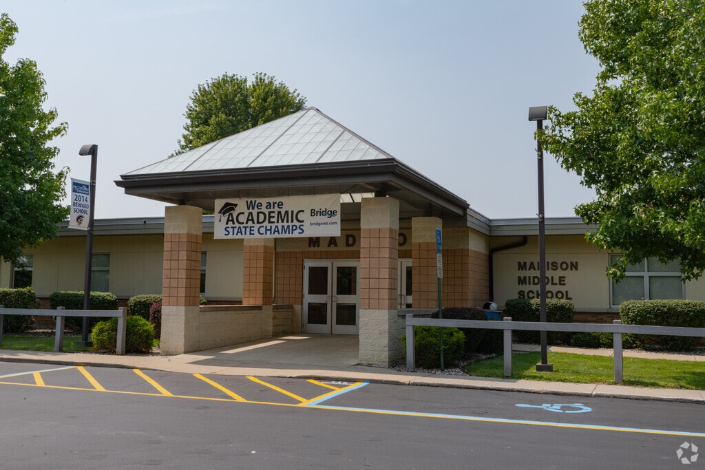 Madison Middle School provides education to the little residents in Lenawee County.