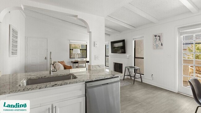 5272 Tamarus St unit 1404D.1411247, Las Vegas, NV 89119 - photo 5