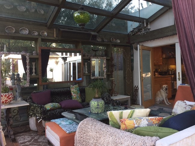 Lounge area under glass off kitche