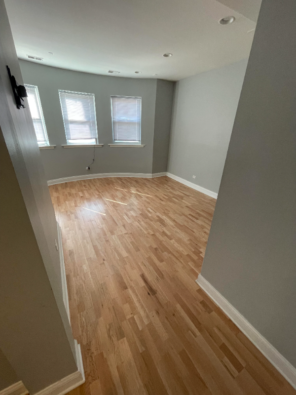 7401 N Hoyne Ave Unit A, Chicago, IL 60645