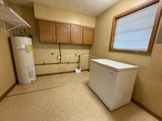 215 Clause Ln, Lafayette, LA 70507 - photo 6