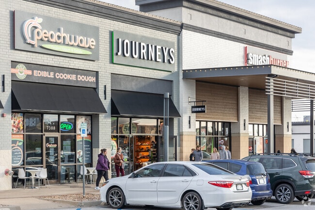 Tulsa Hills Shopping Center near Oakhurst is a destination for residents from all over Tulsa