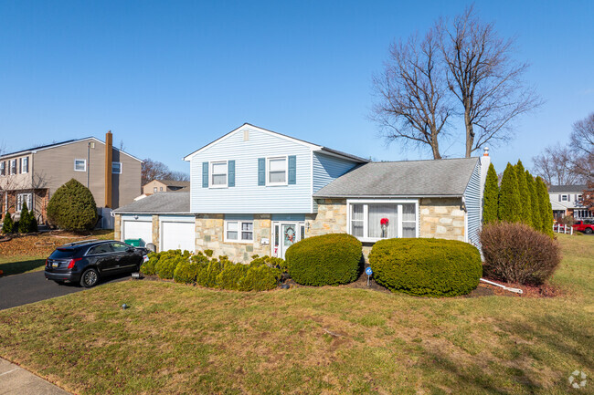 Split-level homes in Drexelwood sell in the mid $400,000 range.