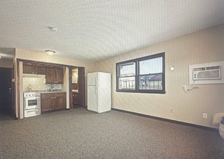 1400 7th Ave SW Unit 4, Cedar Rapids, IA 52404