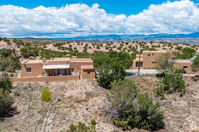 Choose Jaconita for beautiful homes with a relaxed lifestyle.