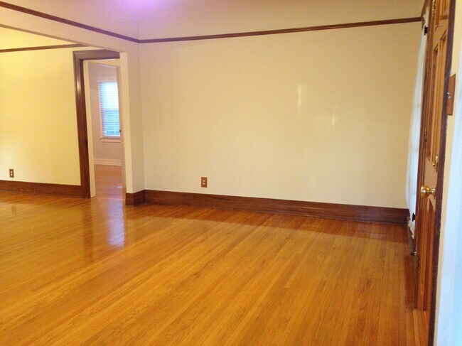 1803 Orchard Ave, Glendale, CA 91206 - photo 5