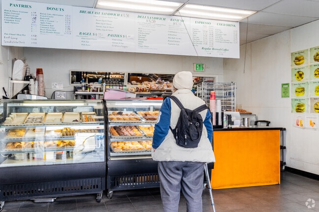California Bakery in Golden Gate Heights provides tasty treats.