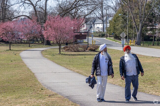 Glen Rock residents can discover tranquility in a suburban oasis at Saddle River Park.