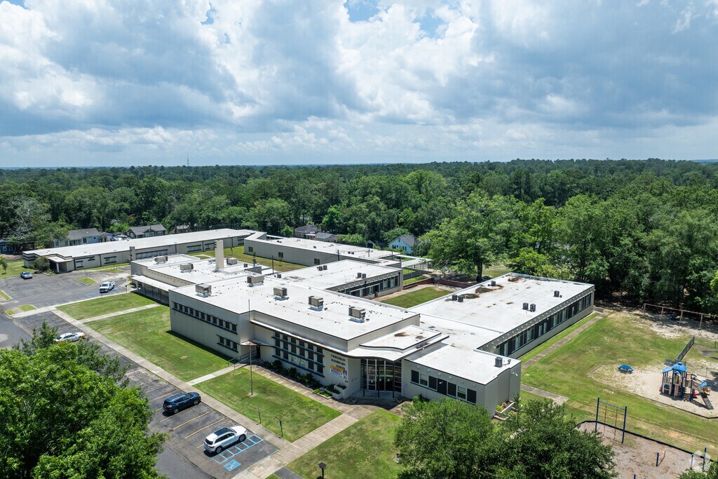 Community engagement is an essential aspect of Woodley Elementary School.