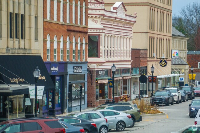 Enjoy the historic buildings centrally located in Downtown Macomb.
