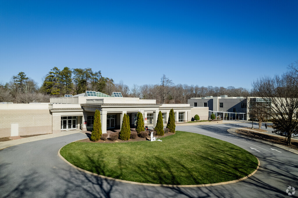 Front entrance to Hidden Treasure Christian School