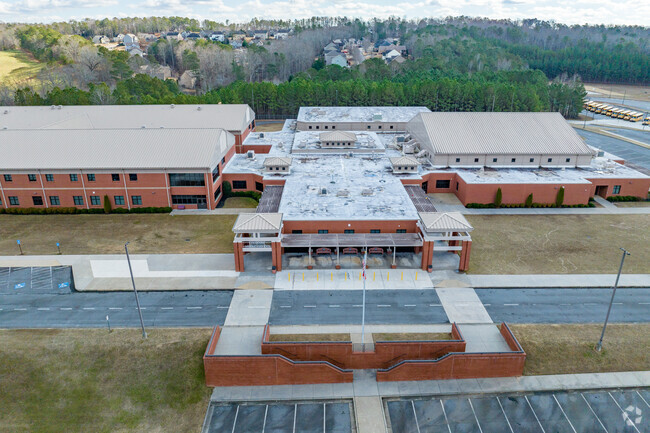 Freedom Middle School teaches grades 6 through 8.