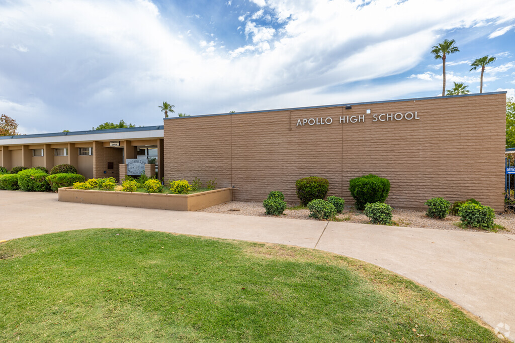 Building leaders of tomorrow at Apollo High School, South Peoria.