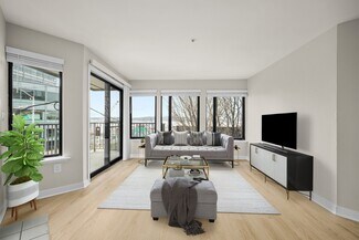 2300 Elliott Ave, Seattle, WA 98121