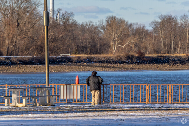 Walk along the Delaware River in New Yorkshire at the Burlington Riverfront Promenade.