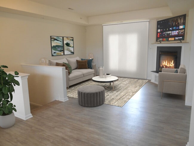 Lakeside - Spacious living room with fireplace