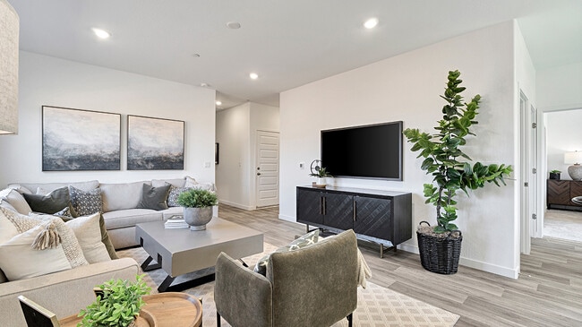 4425 N San Miguel Ave, Fresno, CA 93723 - photo 7