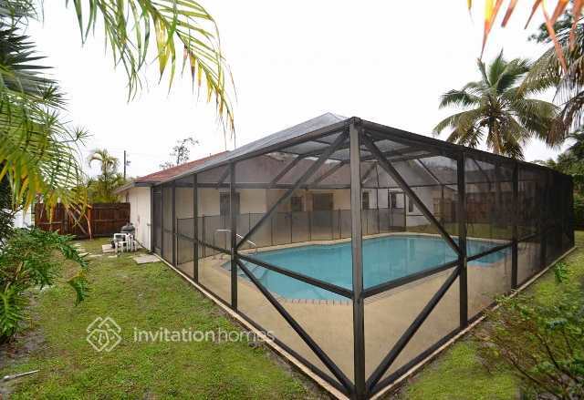 14204 Wellington Trace, Wellington, FL 33414 - photo 7