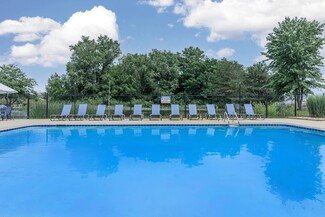 5545 Summer Ridge Blvd, Kalamazoo, MI 49009