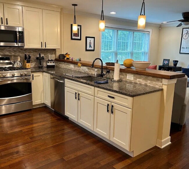 1 Riverside Dr, Clinton, NJ 08809 - photo 6