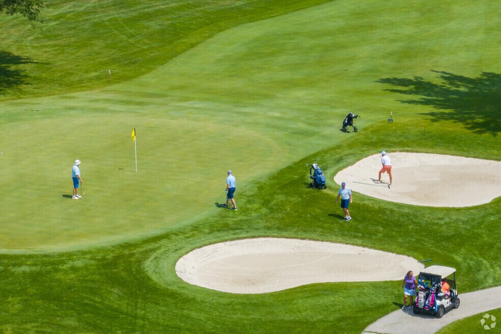 NH_FairwayKnolls_554035_P2_FINAL_MM_102124